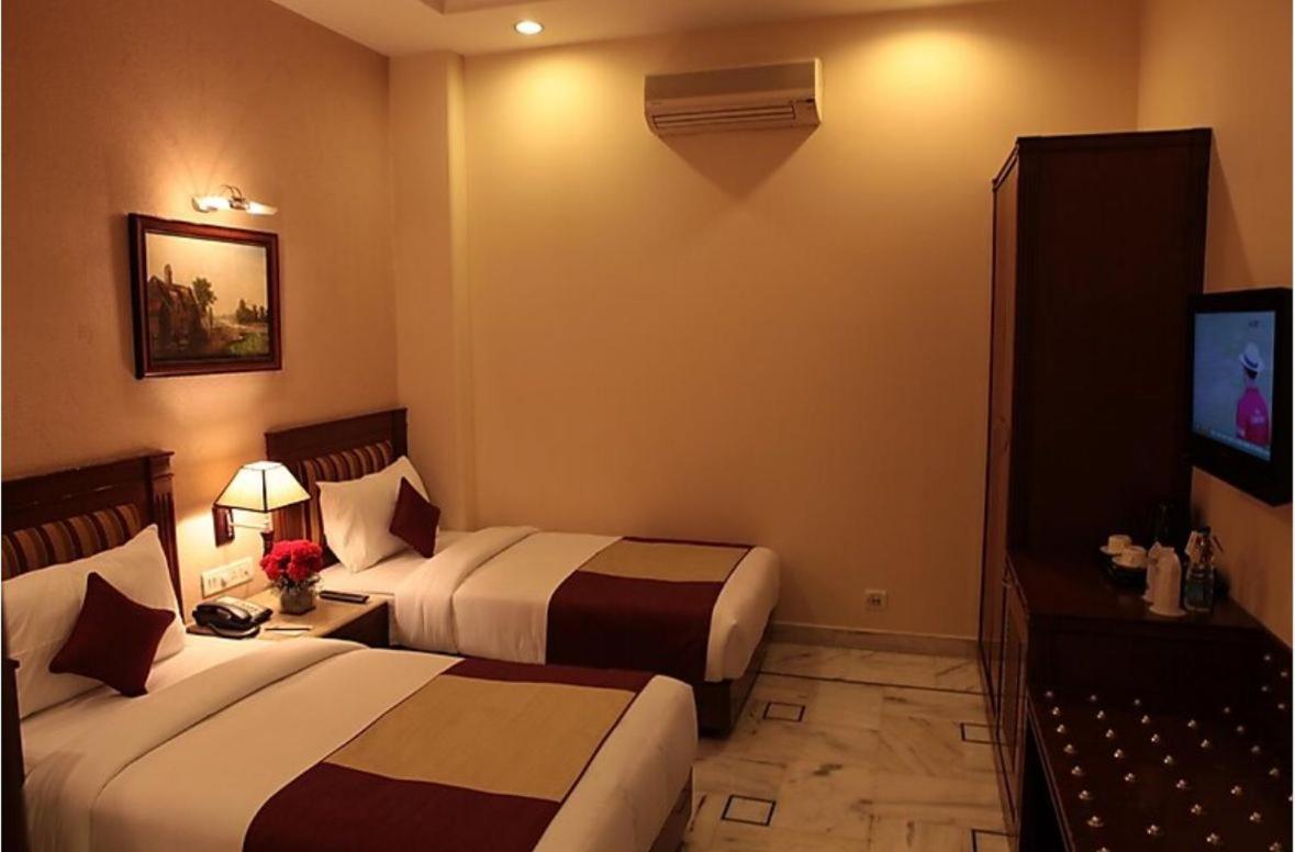 Hotel Florence Inn, Karol Bagh, New Delhi, 2 Min From Metro 外观 照片